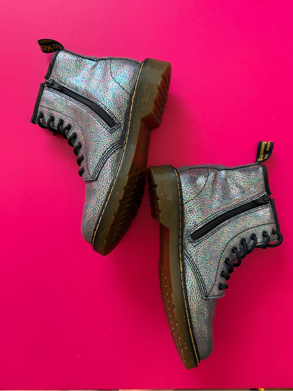 Doc Martens Delaney Boots Metallic Iridescent Black Rainbow Sparkle Size 5 EU 36 - Picture 2 of 14